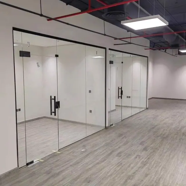 زجاج سكوريت